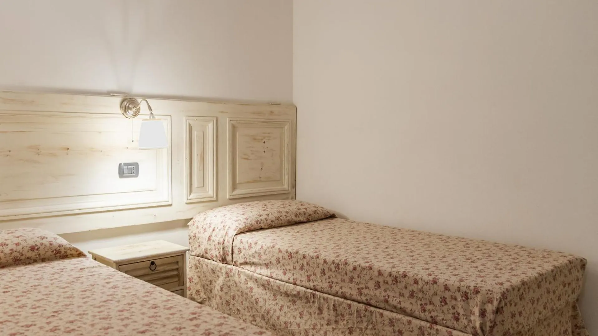 Farm stay Villa Glicine - Colleberto Follonica