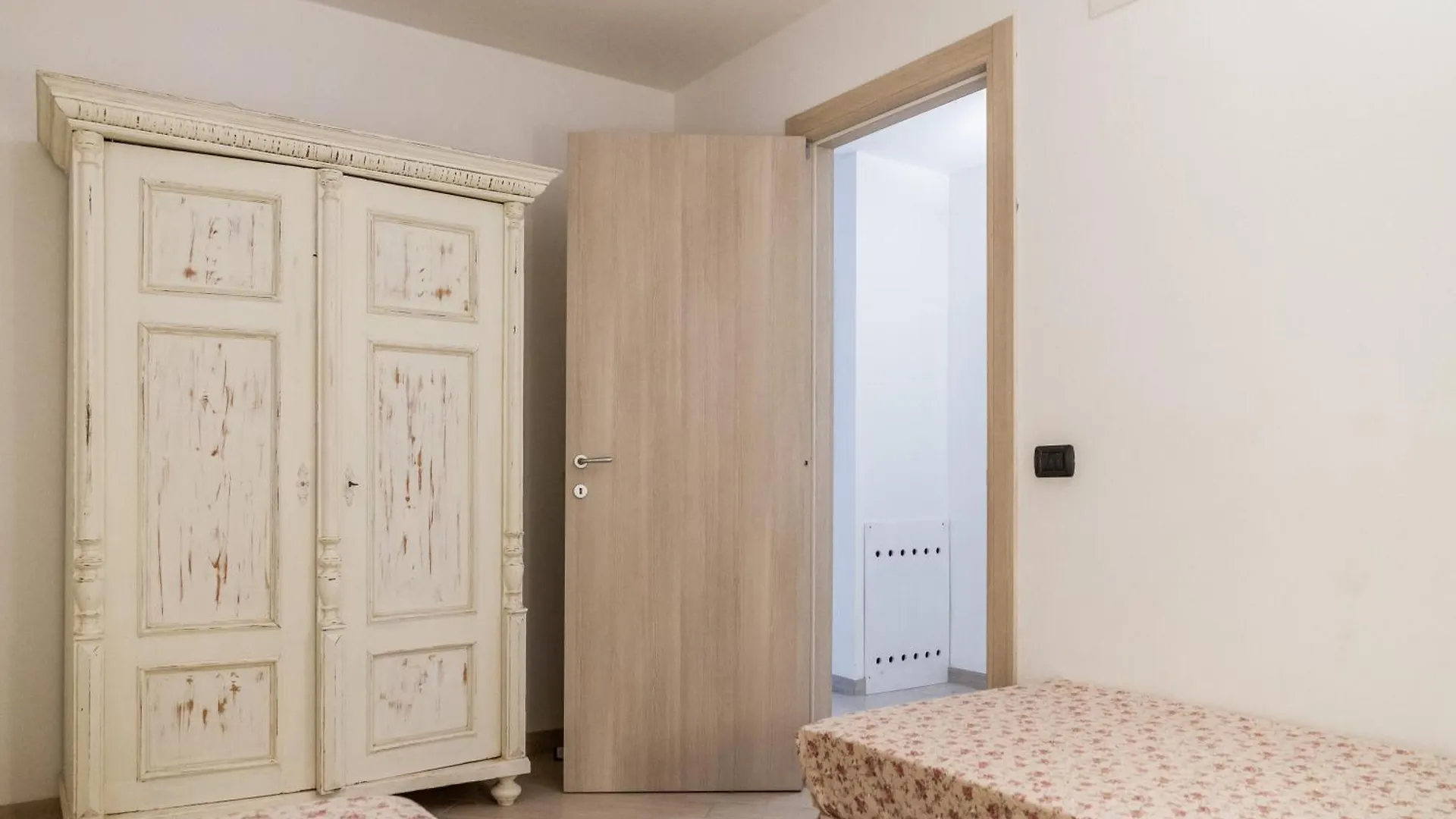 Villa Glicine - Colleberto Follonica 0*,  Italy