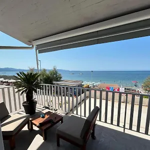 Life House Affittacamere